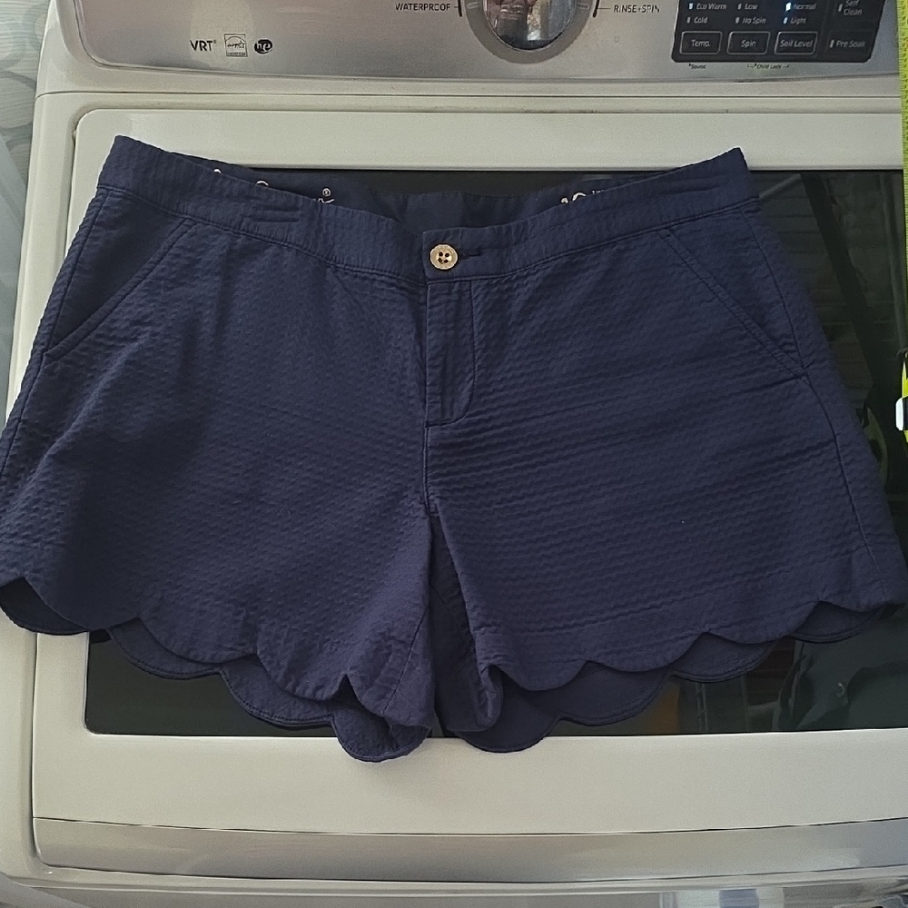Lilly Pulitzer Size 10 The BUuttercup Short